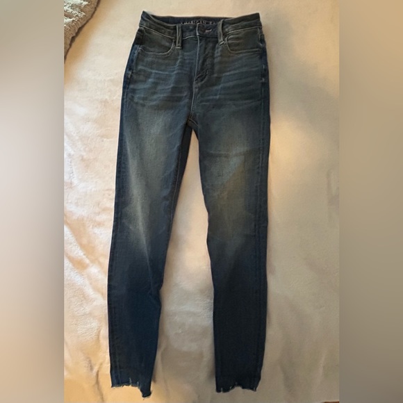 American Eagle Outfitters Denim - AE SUPER HIGH-WAISTED JEGGING
